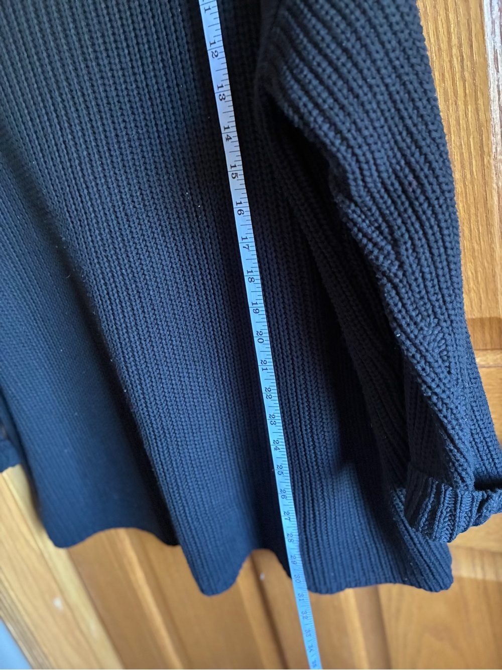 Jenni Kayne Black V-Neck Ribbed Knit Pullover - Picture 5 of 9
